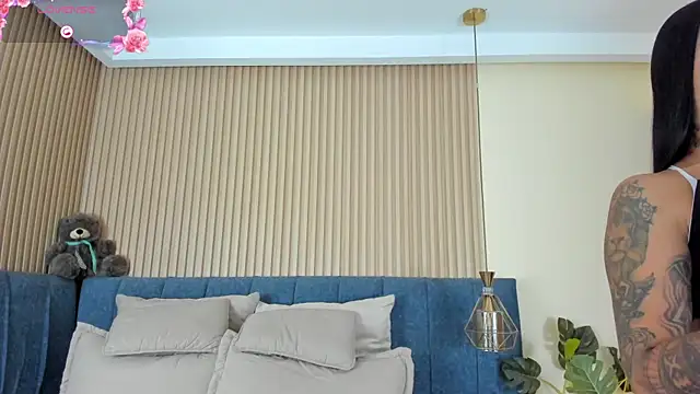 kathecute   online show from May 29, 1:44 am
