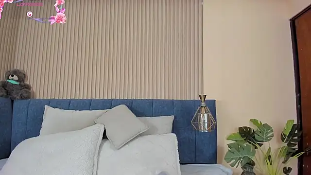 Snapshot of kathecute__ chatting on November 26, 1:38 am kathecute online show from November 26, 1:38 am