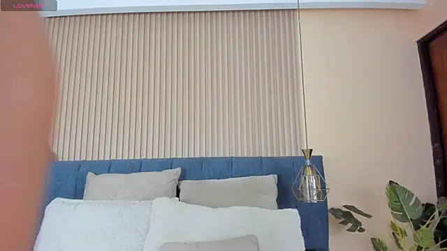 Snapshot of kathecute__ chatting on October 25, 1:38 am kathecute online show from October 25, 1:38 am