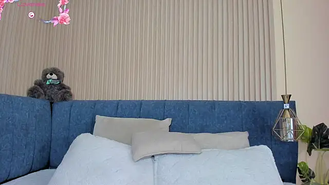 Snapshot of kathecute__ chatting on October 8, 1:40 am kathecute online show from October 8, 1:40 am