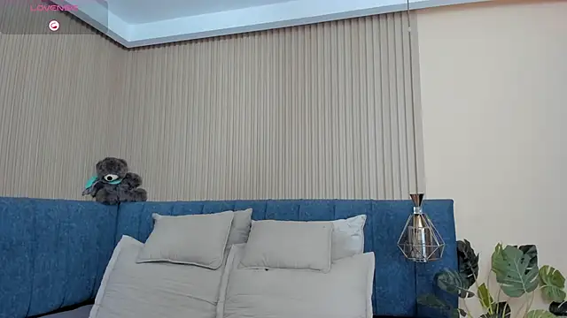 kathecute   online show from March 19, 1:38 am