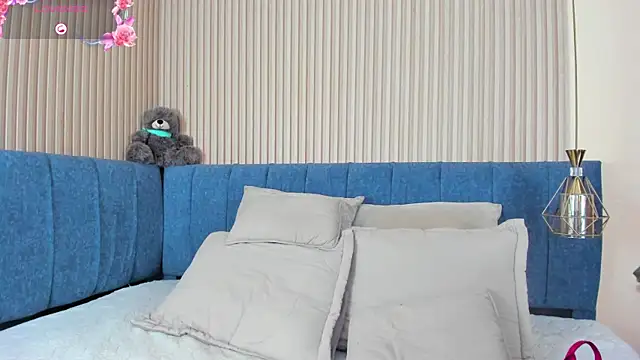 Snapshot of kathecute__ chatting on November 12, 1:32 am kathecute online show from November 12, 1:32 am