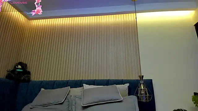 kathecute   online show from April 5, 1:34 am