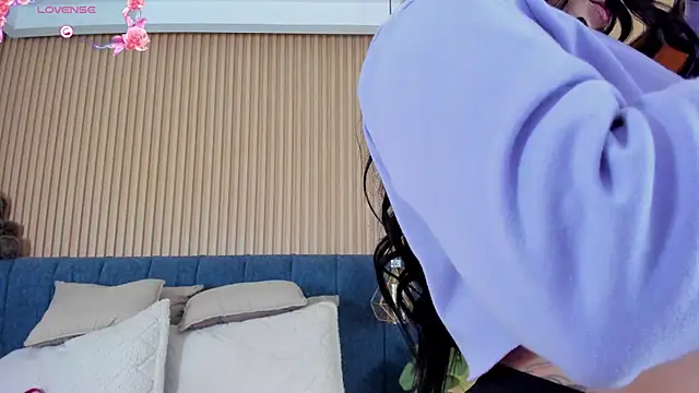 Snapshot of kathecute__ chatting on November 21, 1:37 am kathecute online show from November 21, 1:37 am