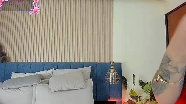 kathecute   online show from May 12, 1:46 am