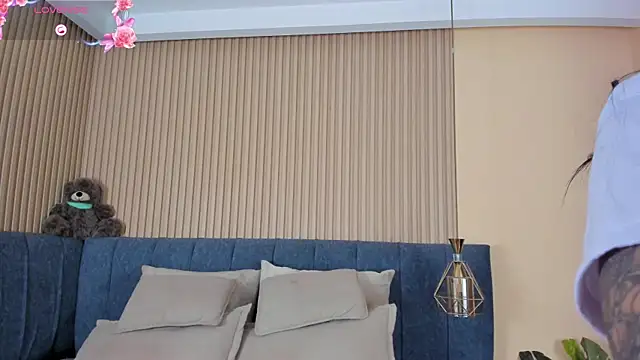 kathecute   online show from December 21, 1:41 am