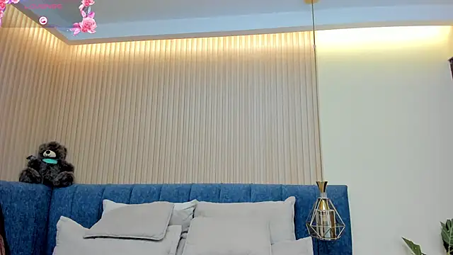 kathecute   online show from April 17, 1:41 am