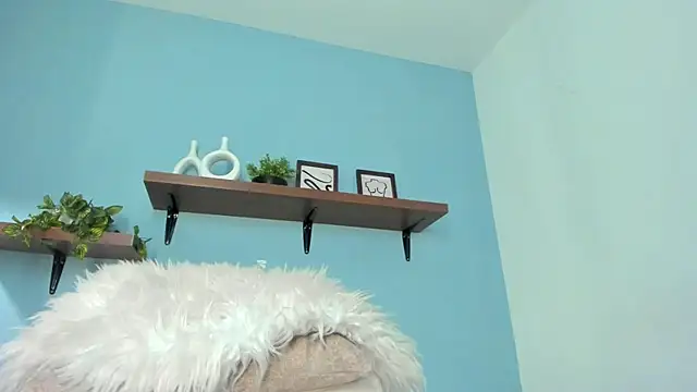 Snapshot of annawelk_ chatting on October 6, 12:50 pm annawelk online show from October 6, 12:50 pm