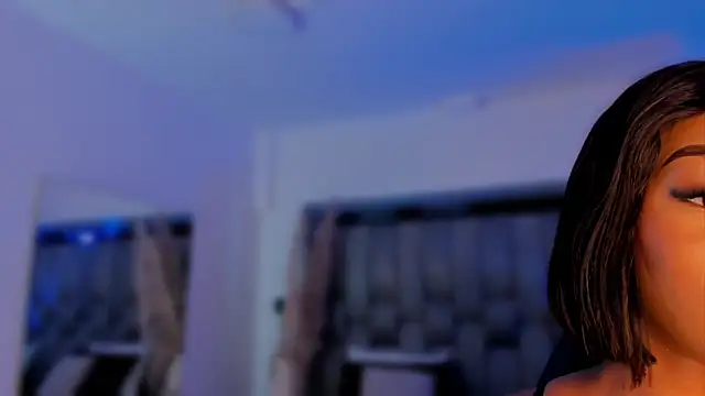 Snapshot of ChaynnaCooper chatting on November 21, 3:16 am ChaynnaCooper online show from November 21, 3:16 am