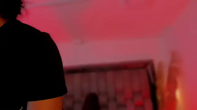 Snapshot of ChaynnaCooper chatting on November 28, 4:01 am ChaynnaCooper online show from November 28, 4:01 am