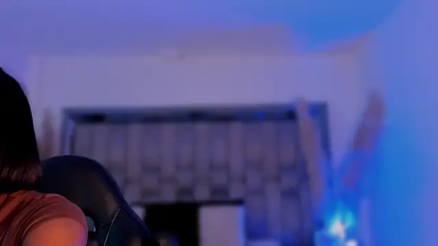 Snapshot of ChaynnaCooper chatting on November 16, 4:39 am ChaynnaCooper online show from November 16, 4:39 am