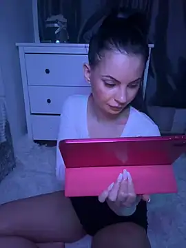 Lexy669 online show from December 17, 9:49 pm