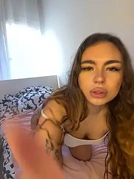 mint melissaaa online show from February 27, 12:34 pm