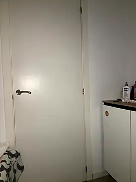 mint melissaaa online show from September 15, 6:19 pm