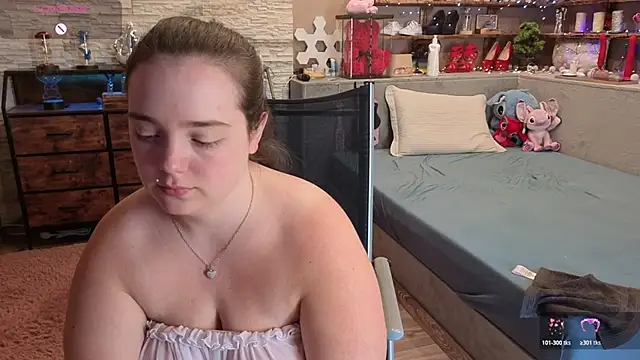 Snapshot of Kimberly-Caprice chatting on June 21, 7:03 am Kimberly-Caprice online show from June 21, 7:03 am