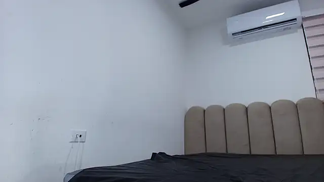 nicol f online show from March 3, 3:02 am