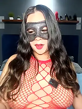 Snapshot of Ursa_sexy chatting on October 9, 6:36 am Ursa sexy online show from October 9, 6:36 am