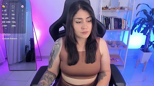 GretaX-X online show from March 31, 12:45 am