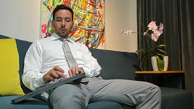 tommy raym0ndg online show from February 20, 12:19 am