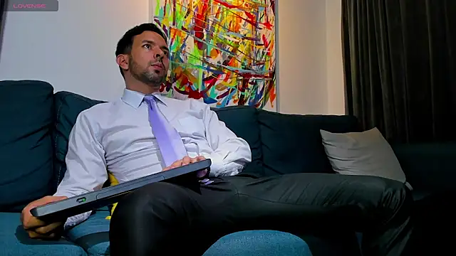 Snapshot of tommy_raym0ndg chatting on November 28, 12:55 am tommy raym0ndg online show from November 28, 12:55 am