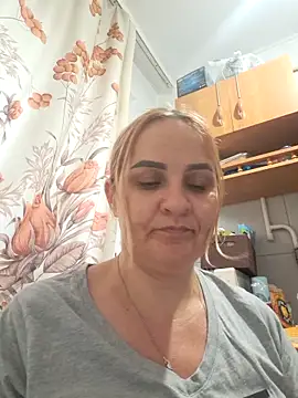 Snapshot of Malichkaanna30 chatting on November 4, 2:21 pm Malichkaanna30 online show from November 4, 2:21 pm