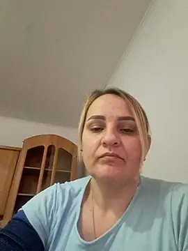 Snapshot of Malichkaanna30 chatting on February 23, 7:55 am Malichkaanna30 online show from February 23, 7:55 am