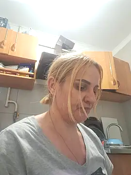 Snapshot of Malichkaanna30 chatting on September 11, 1:11 pm Malichkaanna30 online show from September 11, 1:11 pm