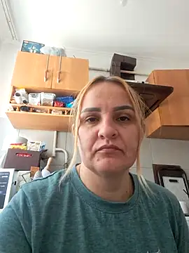 Malichkaanna30 online show from February 21, 8:27 am