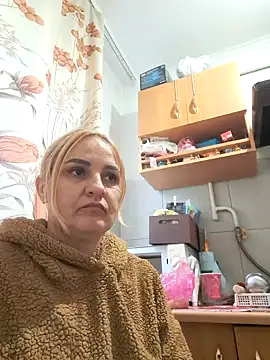 Snapshot of Malichkaanna30 chatting on October 24, 8:24 am Malichkaanna30 online show from October 24, 8:24 am