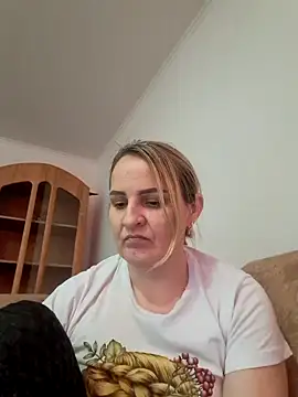 Snapshot of Malichkaanna30 chatting on February 25, 10:15 am Malichkaanna30 online show from February 25, 10:15 am