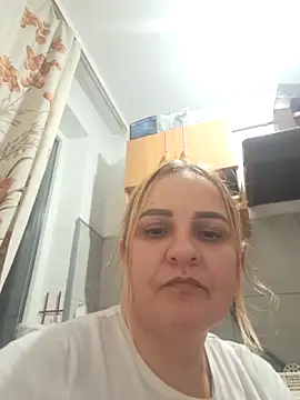 Snapshot of Malichkaanna30 chatting on December 15, 5:52 pm Malichkaanna30 online show from December 15, 5:52 pm