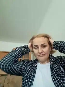 Snapshot of Malichkaanna30 chatting on March 8, 11:27 am Malichkaanna30 online show from March 8, 11:27 am