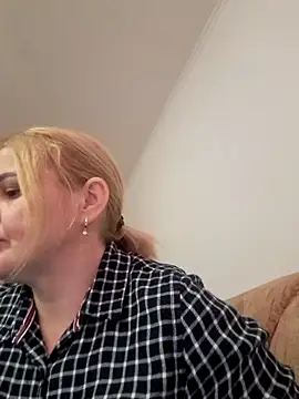 Snapshot of Malichkaanna30 chatting on March 14, 7:59 am Malichkaanna30 online show from March 14, 7:59 am