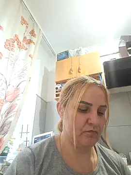 Snapshot of Malichkaanna30 chatting on November 28, 10:04 am Malichkaanna30 online show from November 28, 10:04 am