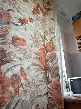 Snapshot of Malichkaanna30 chatting on October 28, 12:48 pm Malichkaanna30 online show from October 28, 12:48 pm