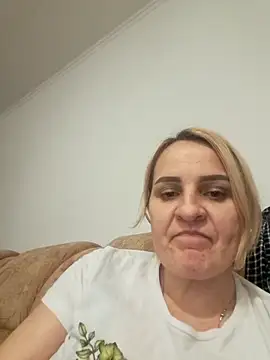 Snapshot of Malichkaanna30 chatting on February 9, 4:40 pm Malichkaanna30 online show from February 9, 4:40 pm