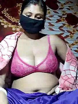 Snapshot of Sexy-sheela chatting on February 10, 1:22 pm Sexy-sheela online show from February 10, 1:22 pm