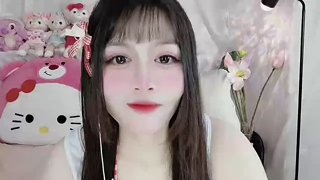Snapshot of Nancy-Cindy chatting on October 5, 7:37 pm Nancy-Cindy online show from October 5, 7:37 pm