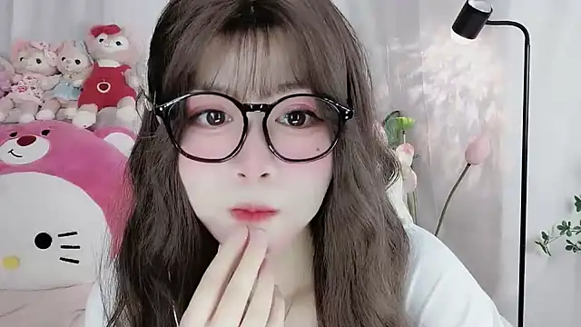 Snapshot of Nancy-Cindy chatting on October 8, 8:09 pm Nancy-Cindy online show from October 8, 8:09 pm