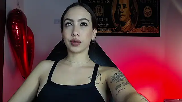 Snapshot of scarlett_buttock chatting on March 5, 3:51 pm scarlett buttock online show from March 5, 3:51 pm