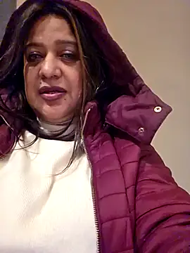 Hot Queen77 online show from December 22, 8:42 pm