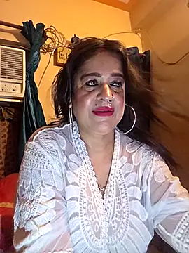 Hot Queen77 online show from April 10, 6:04 pm