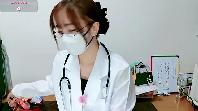 Snapshot of Rio_chan_ chatting on June 19, 12:44 pm Rio chan online show from June 19, 12:44 pm