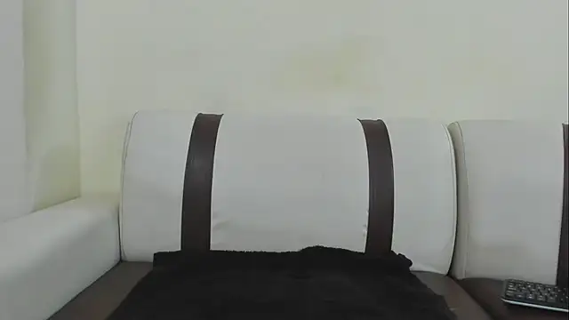 lunainsane58 online show from May 3, 7:35 am