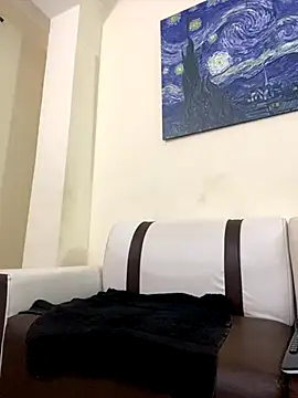 lunainsane58 online show from October 16, 5:38 am