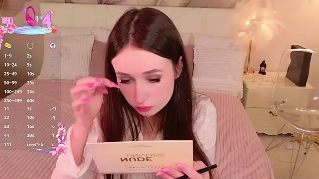 Snapshot of AliceLiddelle chatting on February 1, 4:49 pm AliceLiddelle online show from February 1, 4:49 pm