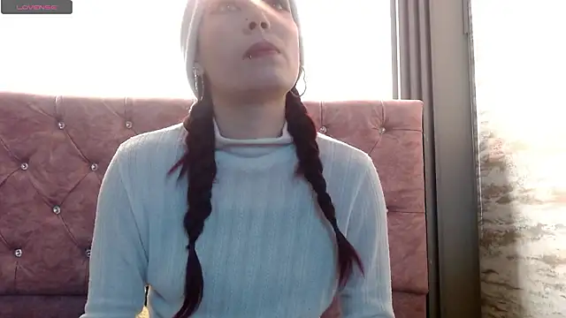  yuyi online show from February 6, 12:23 pm