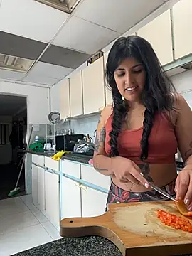 Afroditapoloo online show from June 2, 3:56 pm
