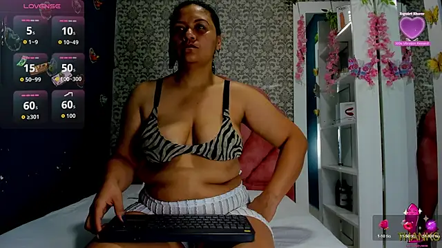 valeria rivera1 online show from November 3, 12:20 pm