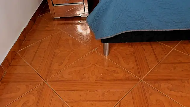 Isa Little Star online show from February 24, 4:02 am